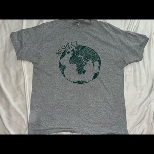 graphic tee (BUNDLE ONLY!!)